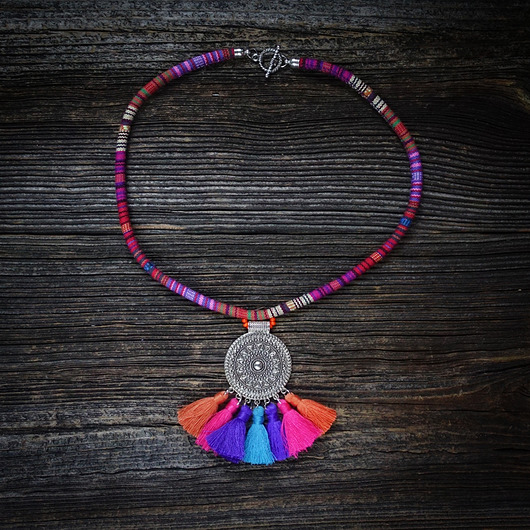 Etniczny naszyjnik z chwostami Mró Soutache