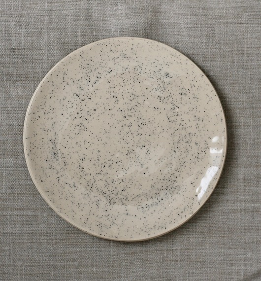 mały talerz ceramiczny maczek studio m.