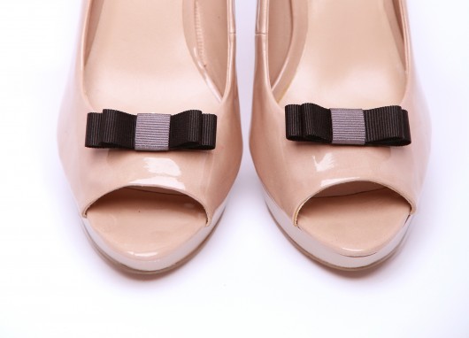 Little Bee - Black - klipsy do butów HowDoILook