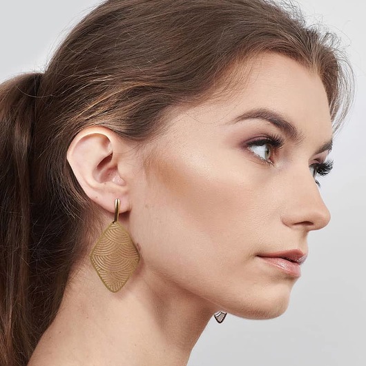 kolczyki z mosiądzu Kolczyki z ażurowymi rombami Fale