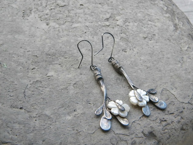 kolczyki wire wrapping Masa perłowa   -  gałązki  - kolczyki