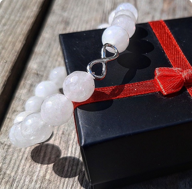 bransoletki z kamieni naturalnych Nieskończoność w kamieniach