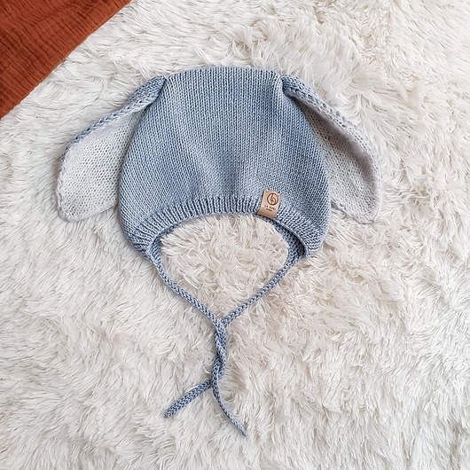 czapki dziecięce Bonetka ręcznie dziergana BUNNY BONNET błękit