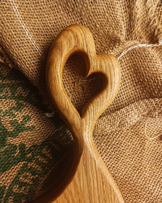 deski do krojenia i tace Dębowe love story