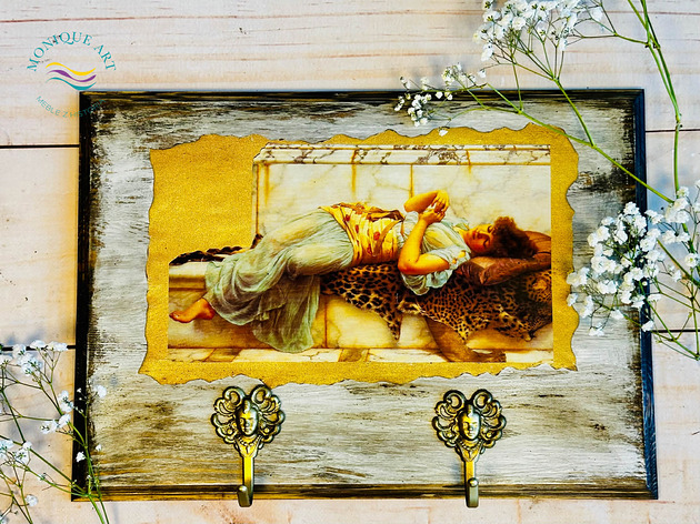 wieszaki Drewniany wieszak ścienny, motyw kobiety, na ubrania, do przedpokoju