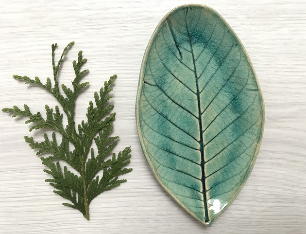 patery i talerze Talerzyk listek ceramiczny