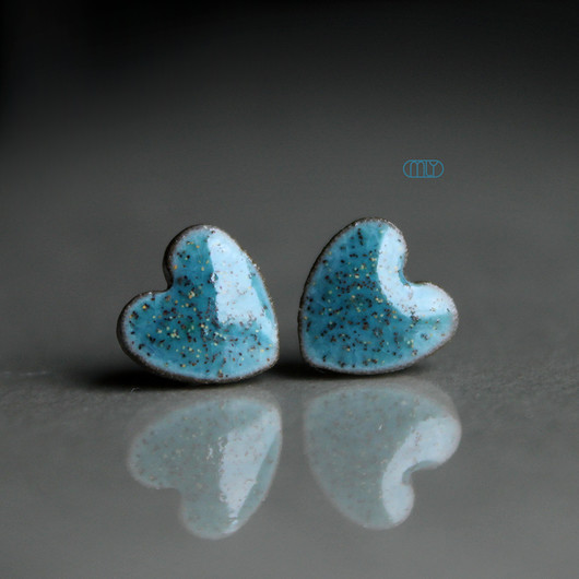 kolczyki ceramiczne Mini Serca 7mm/stal chirurgiczna/