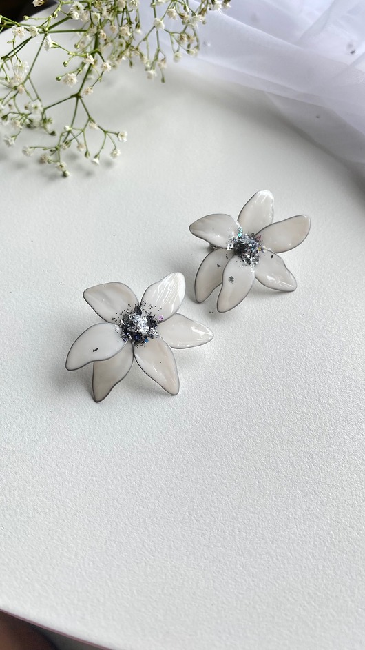 kolczyki z żywicy Kolczyki z żywicy epoksydowej