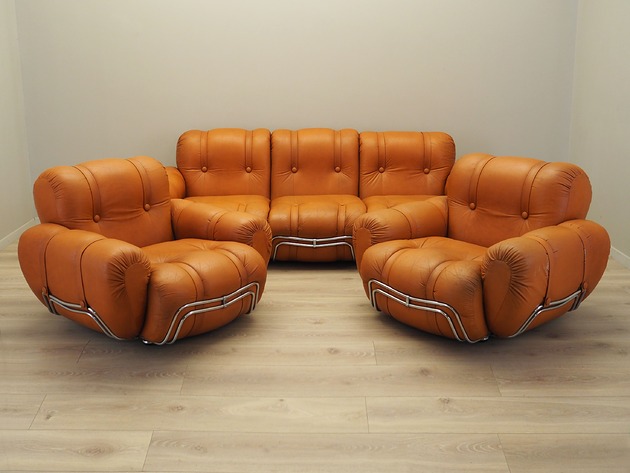 sofy i szezlongi Sofa pomarańczowa, Space Age design, lata 60, produkcja: Włochy