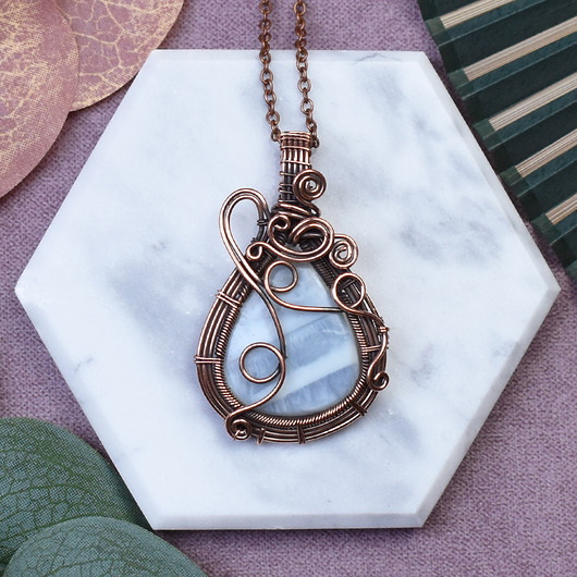wisiory Miedziany wisiorek wire wrapping z opalem owyhee #515