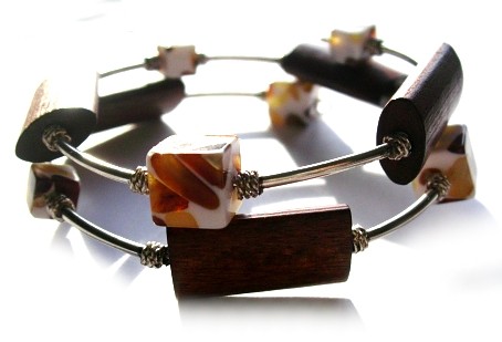 amber amanorii