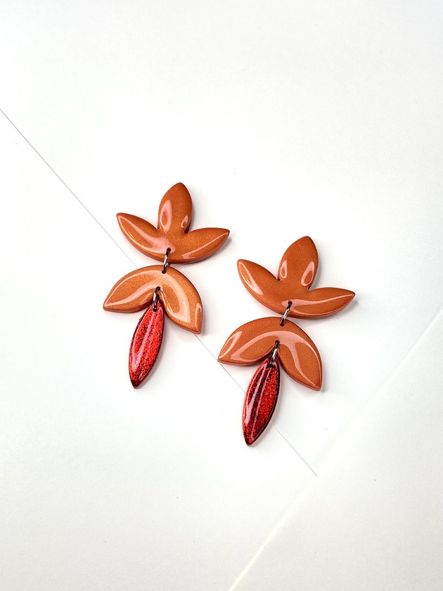 kolczyki z masy plastycznej Kolorowe wiszące kolczyki FIESTA