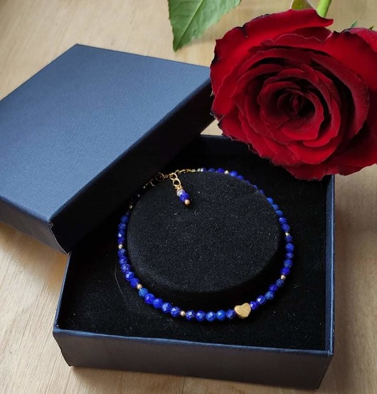 bransoletki z kamieni naturalnych Bransoletka z serduszkiem i lapis lazuli