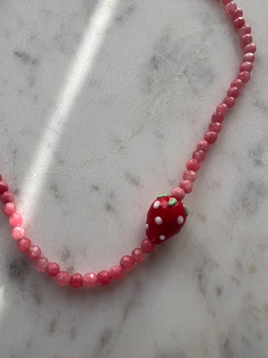 chokery Truskawka z różowym jadeitem
