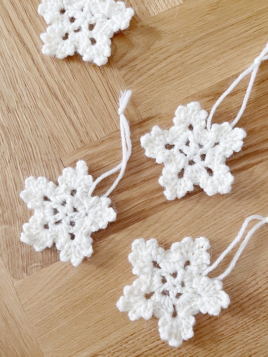 ozdoby choinkowe Zawieszka choinkowa  SNOWFLAKE