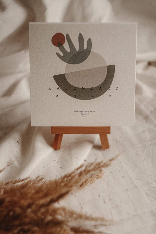 kalendarze i plannery KALENDARZ  biurkowy 2022