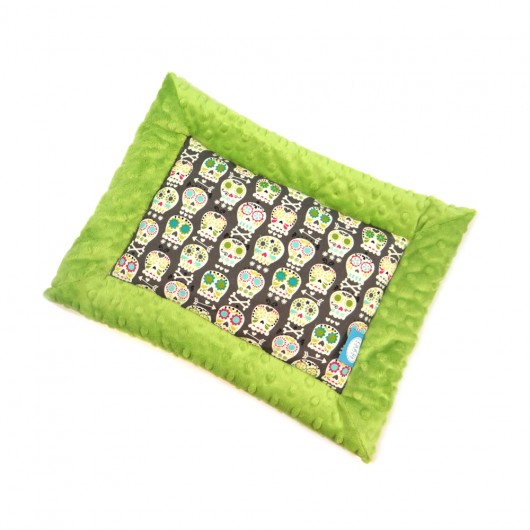 Podusia niemowlęca zielone minky/czachy GuGa DESIGN