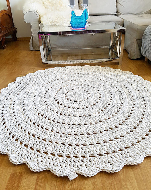 Dywan okrągły ażurowy beż - kolory Made of Weaves