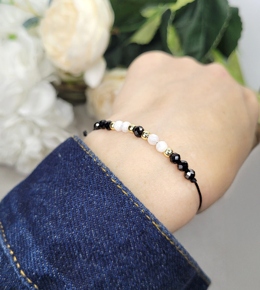 bransoletki z kamieni naturalnych MIŁOŚĆ i ochrona z Turmalinem i Kam. księżycowym