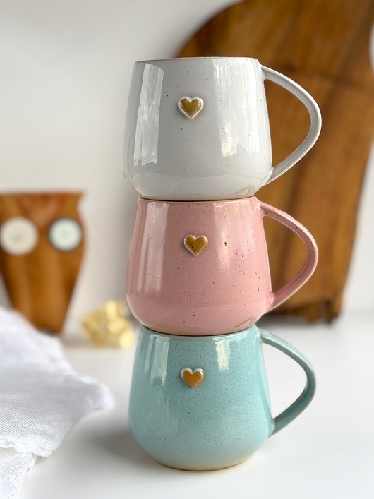 kubki Zestaw 3 kolorowych kubków beczułka z sercem