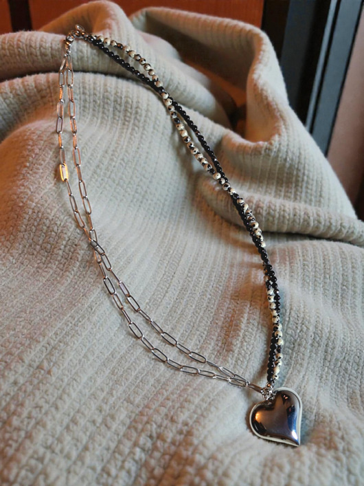 wisiory Oryginalny naszyjnik, serce, gruby łańcuch kamienie naturalne