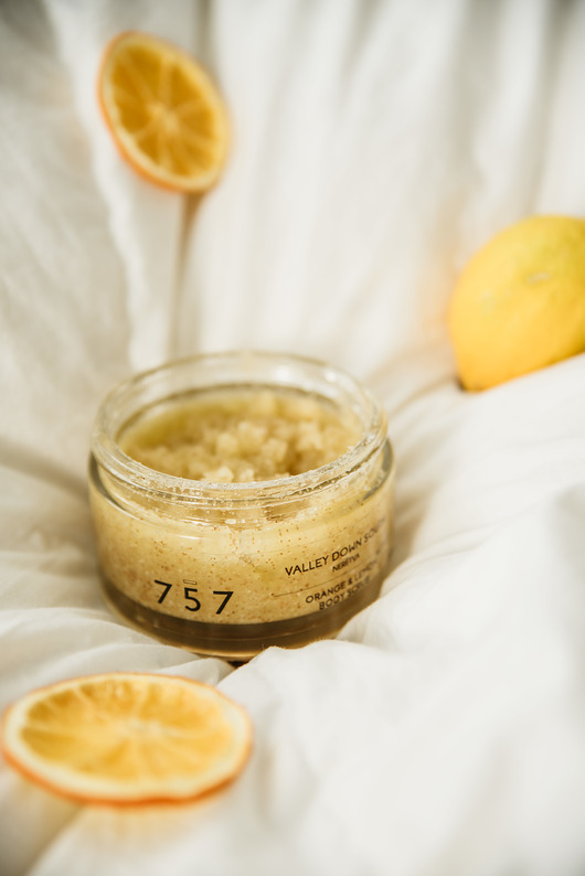 peelingi do ciała NERETVA - Peeling do ciała  280G