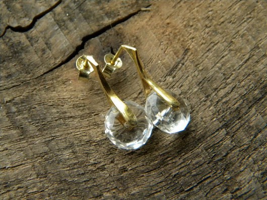transparentne punkty pod uszami Beata Trotter
