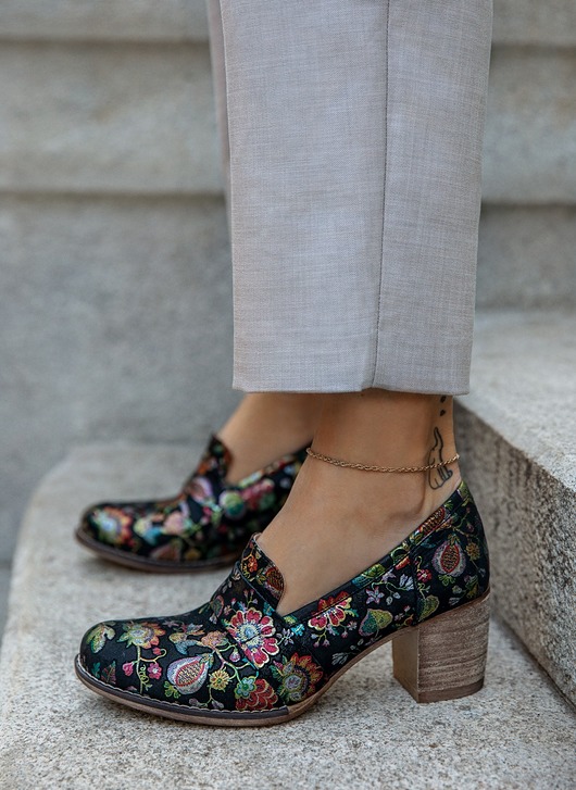 botki damskie SKÓRZANE PÓŁBUTY ZAPATO 250 CZARNE LIŚCIE