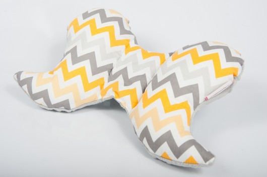 Motylek - poduszka minky - zygzak Minky and Cotton