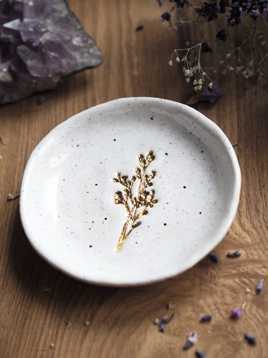 pojemniki na biżuterię Spodek na biżuterię lub palo santo