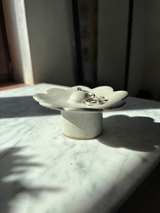 pojemniki na biżuterię Ceramiczna Miseczka Kwiat na Biżuterię Handmade Miseczka