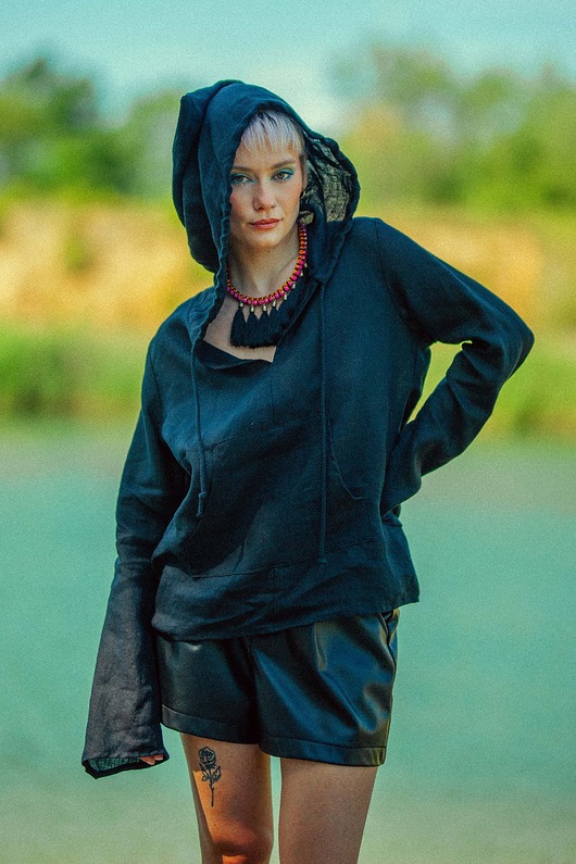 tuniki damskie Bluza lniana z długim rękawem i kapturem, tunika lniana