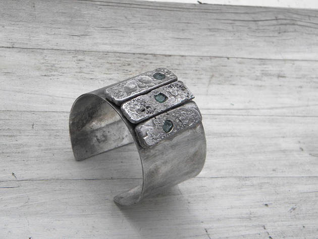 bransoletki wire wrapping Płyty z apatytami  -  bransoleta mankiet CUFF