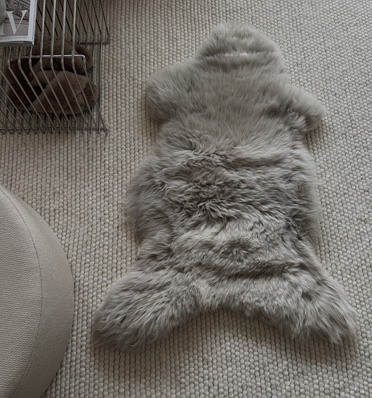 dywany Skóra owcza naturalna Taupe rozmiar S 80-90cm dywan naturalny