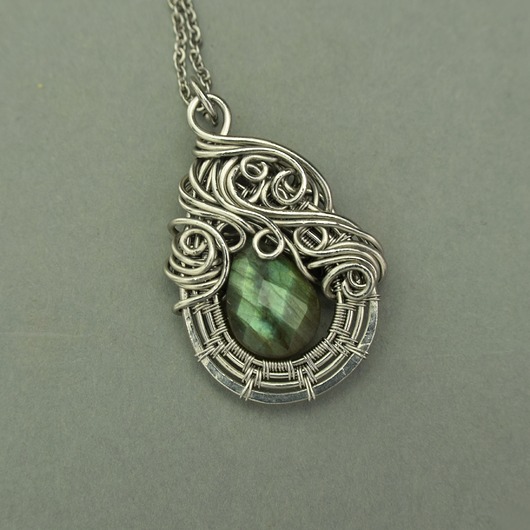 wisiory Wisiorek oryginalny labradoryt wire wrapping
