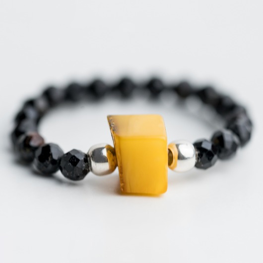 pierścionki elastyczne OCHRONA Pierścionek czarny turmalin bursztyn