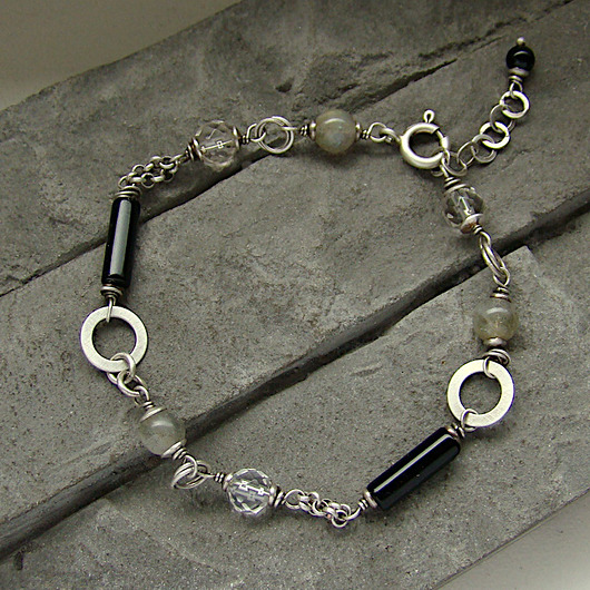 bransoletki z kamieni naturalnych Onyks, labradoryt, krysztal - bransoletka