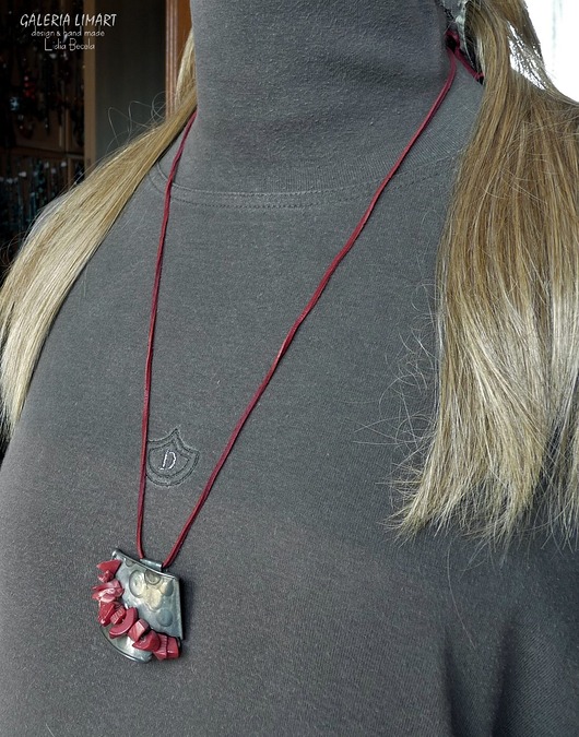 wisiory Koral na miedzi oryginalny ręcznie robiony wisior, unikatowy prezent