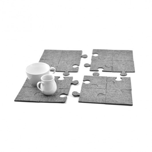 SixteenFeltPuzzles felt label