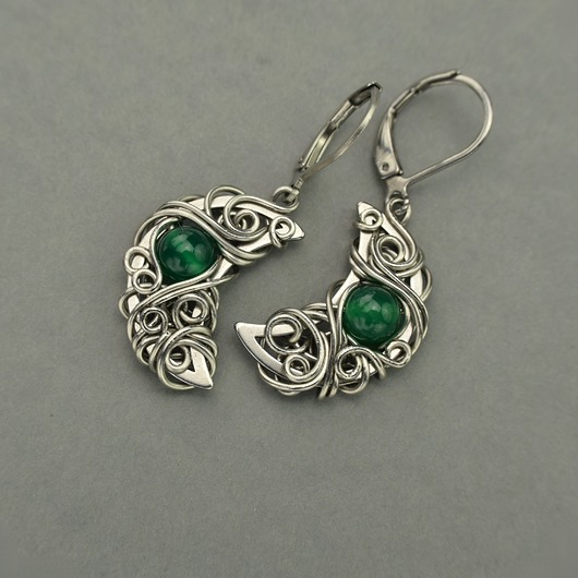 kolczyki wire wrapping Kolczyki księżyce zielony onyks wire wrapping