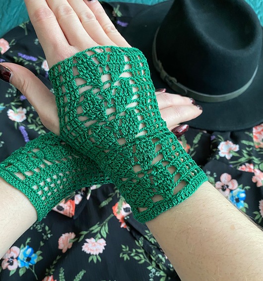 rękawiczki damskie Mitenki koronkowe zielone motyw roślinny