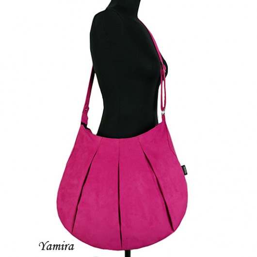 XXL round and beauty hot pink yamira