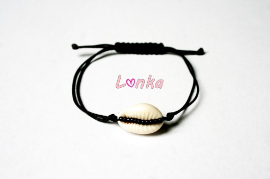 muszelka + koraliki + czarny sznurek Lonka Jewelry