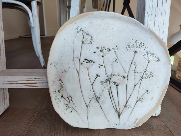 patery i talerze Talerz ceramiczny z Kwiatami patera ręcznie wykonana
