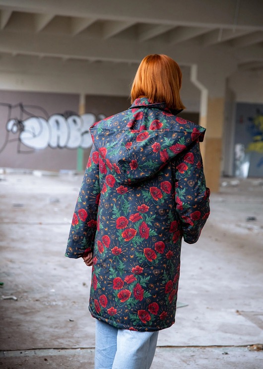 kurtki damskie Płaszcz w maki