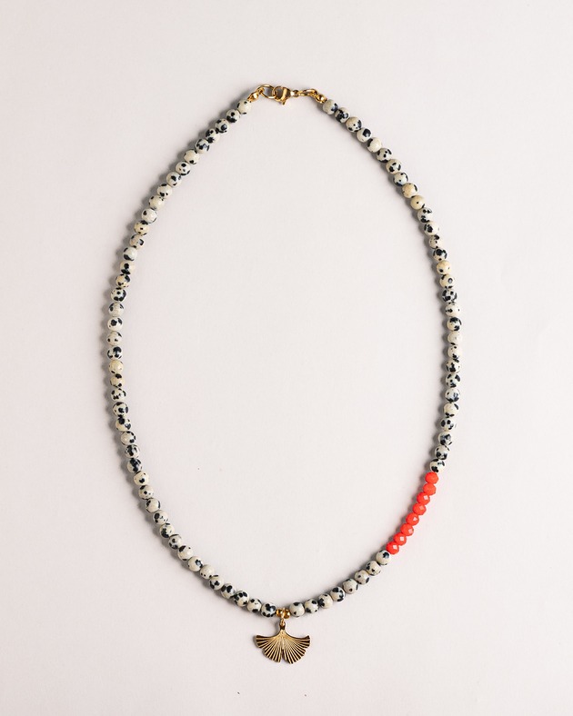 korale Naszyjnik z miłorzębem z kamieni Jaspis dalmatyński Orange