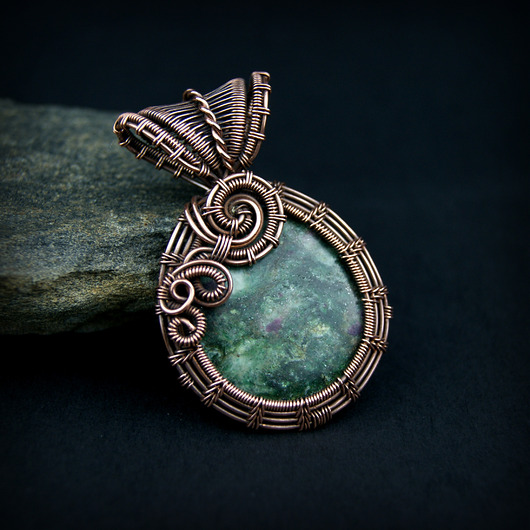 wisiory Wisiorek ze szmaragdem