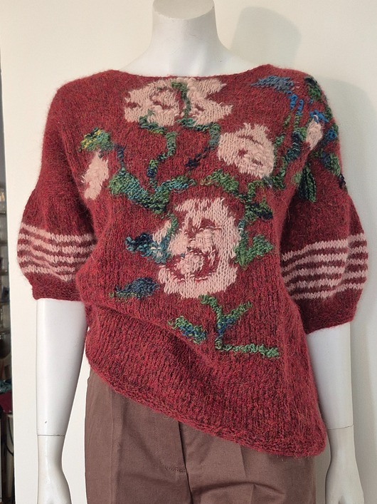 swetry damskie  Unikatowy sweter