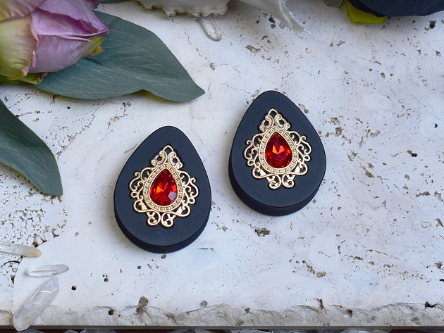 biżuteria różna Tunele do uszu 34-60mm / łezki z wiktoriańską ozdobą i kryształkiem