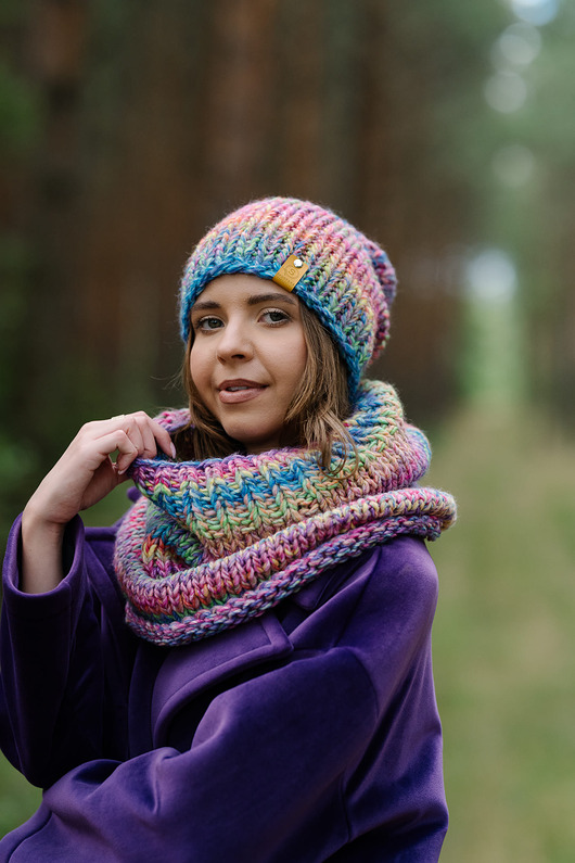 czapki damskie MAXCOLOR Komplet zimowy czapka i komin "cukierek"